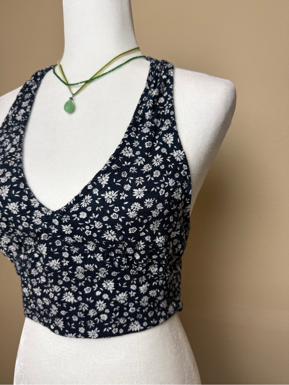 American Eagle Halter Top Size Small - Picture 4 of 9